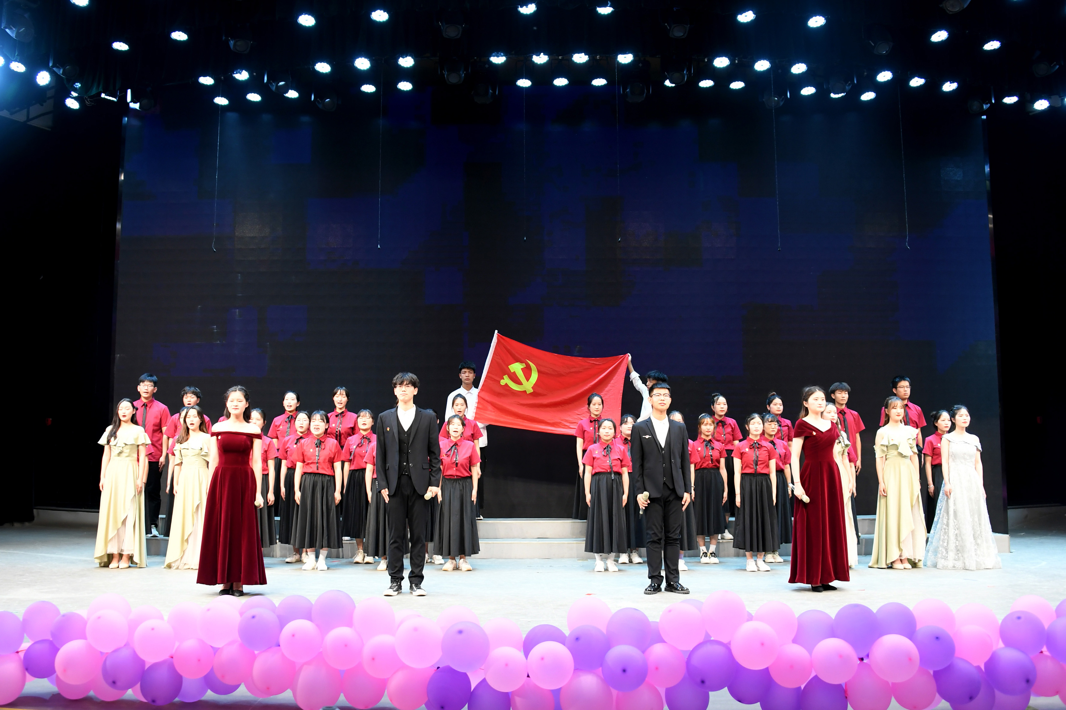 2.经济与管理学院获得二等奖.jpg