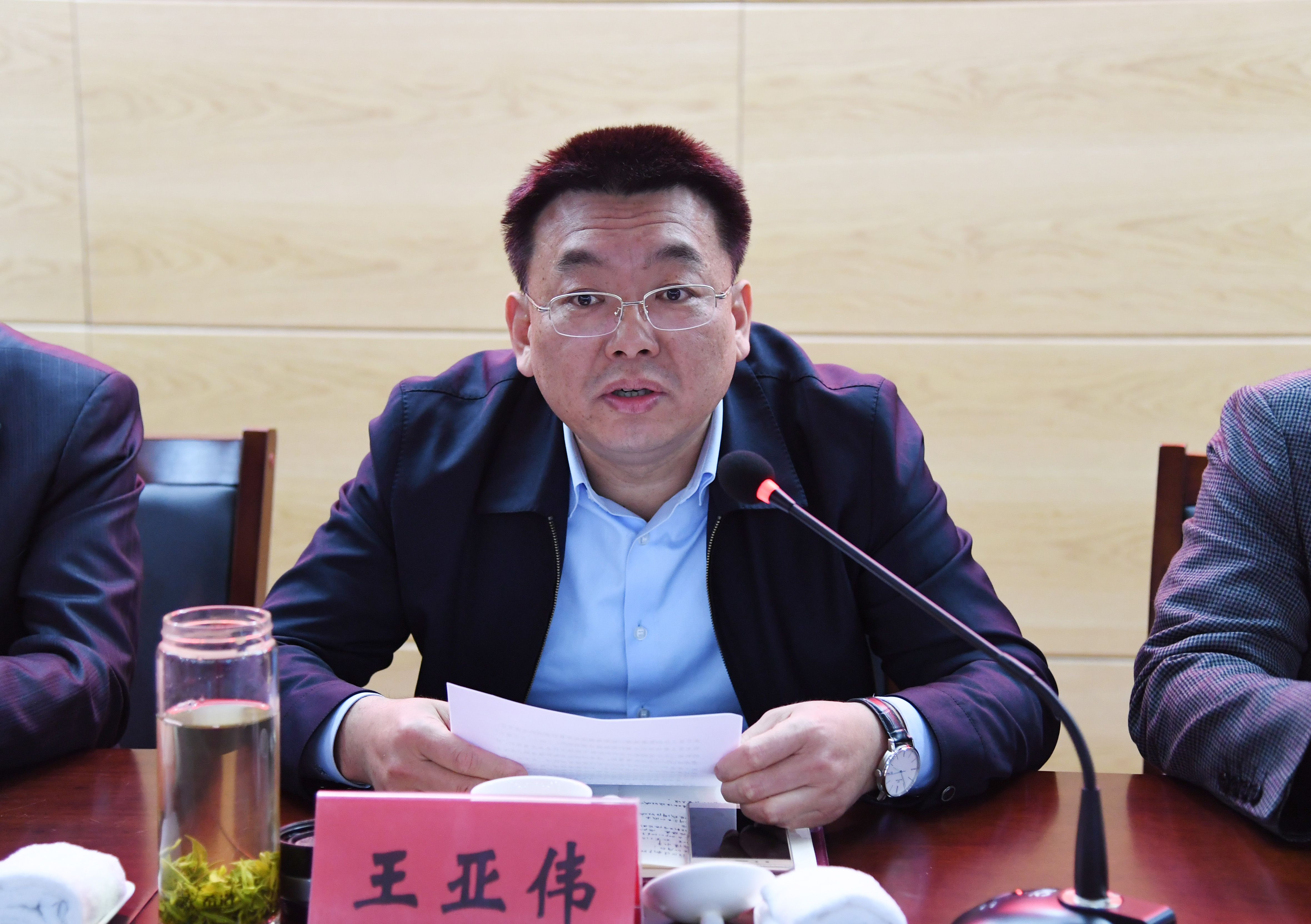 2省委统战部党外知识分子工作处处长王亚伟讲话.JPG