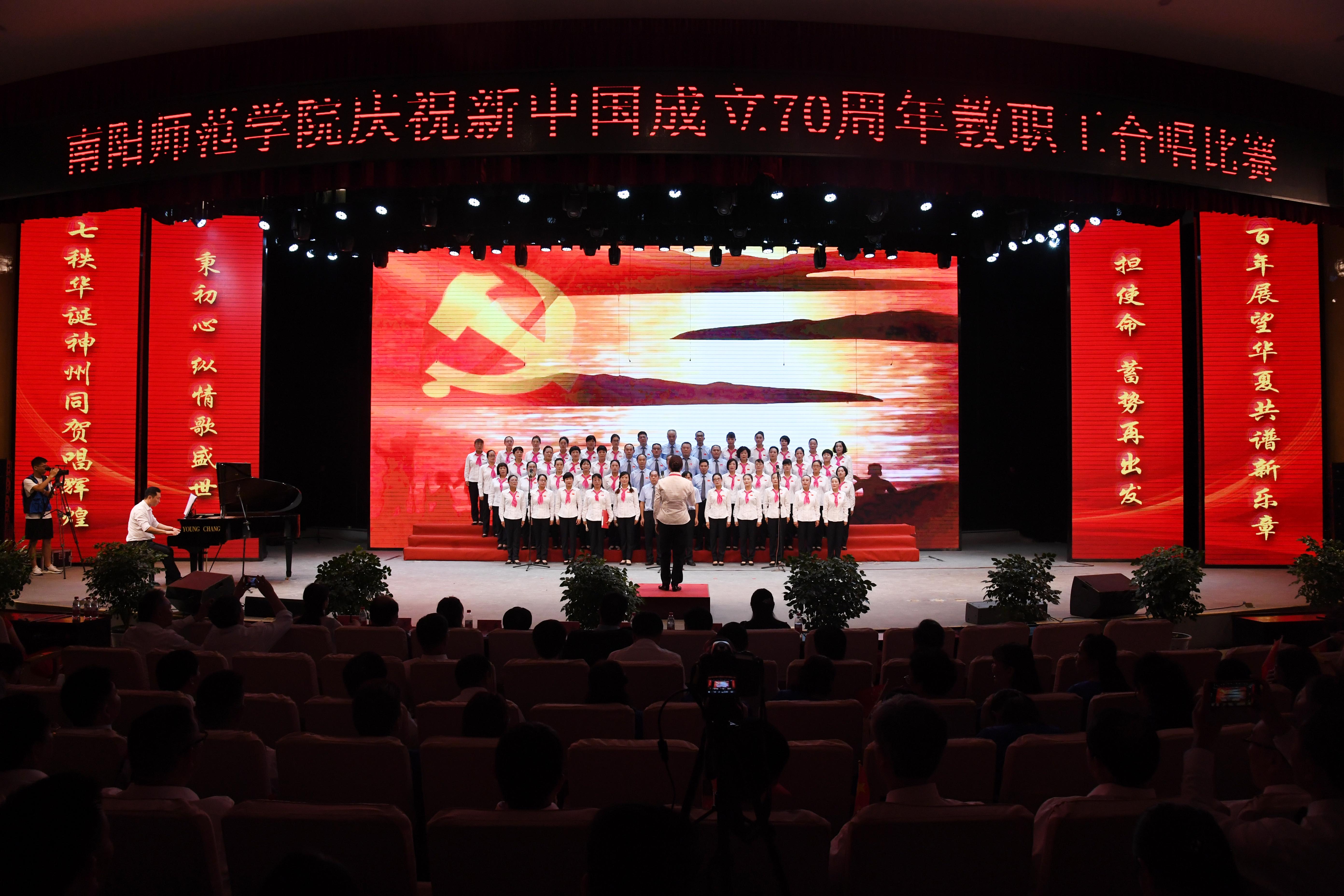 12图书馆分工会.JPG