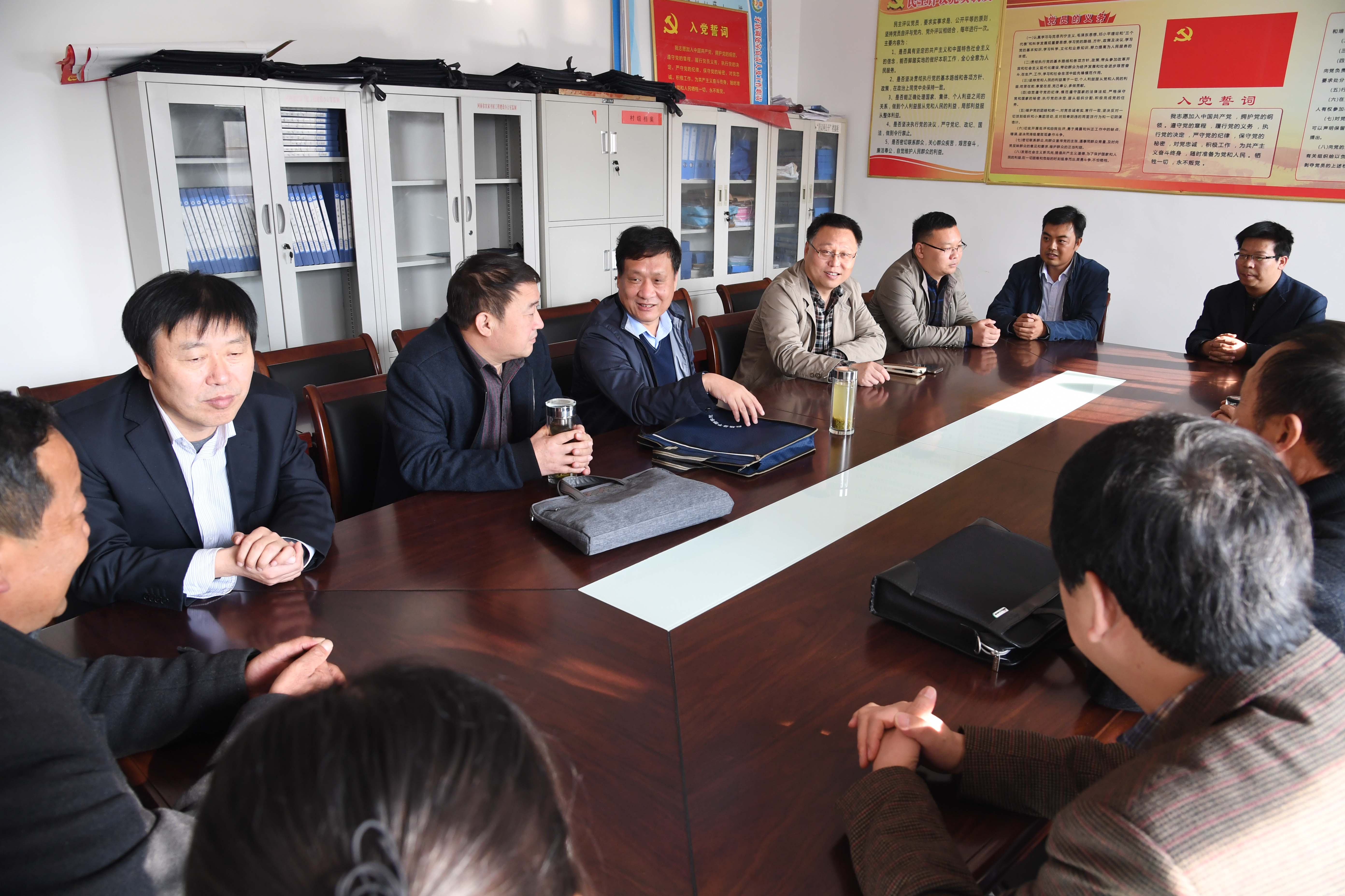 1会议现场.jpg